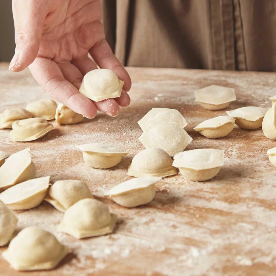 FORMA WYKRAWACZ DO PIEROGÓW USZEK PIELMIENI 2880