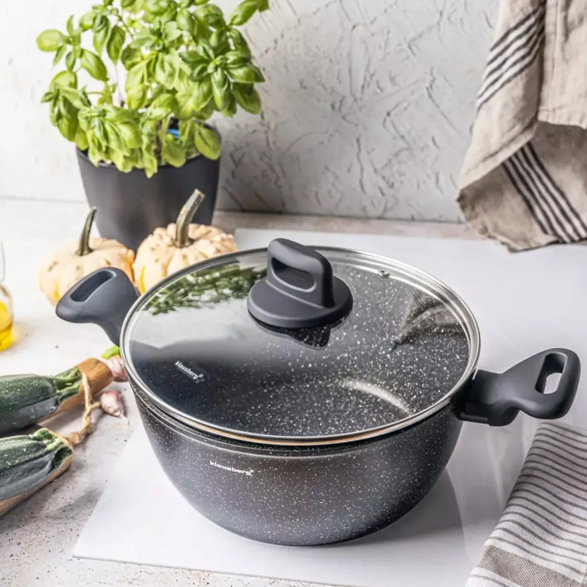 GARNEK MARMURKOWY KLAUSBERG 24cm 3,7L KB-7671