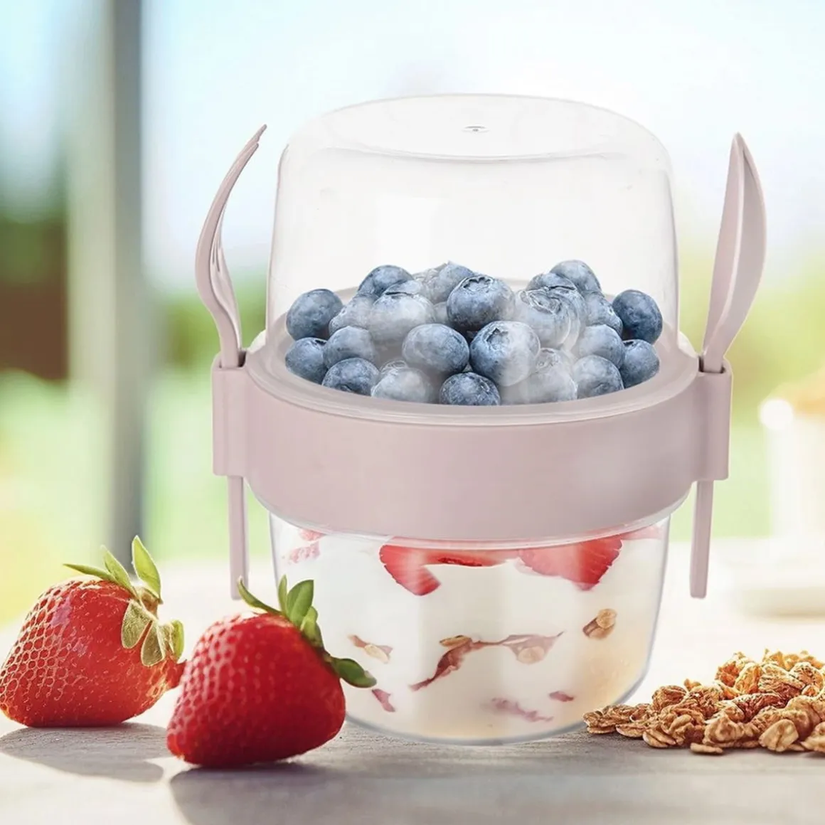 KUBEK POJEMNIK 370 ml Z ŁYŻECZKĄ i WIDELCEM NA JOGURT MUSLI SAŁATKĘ 121784