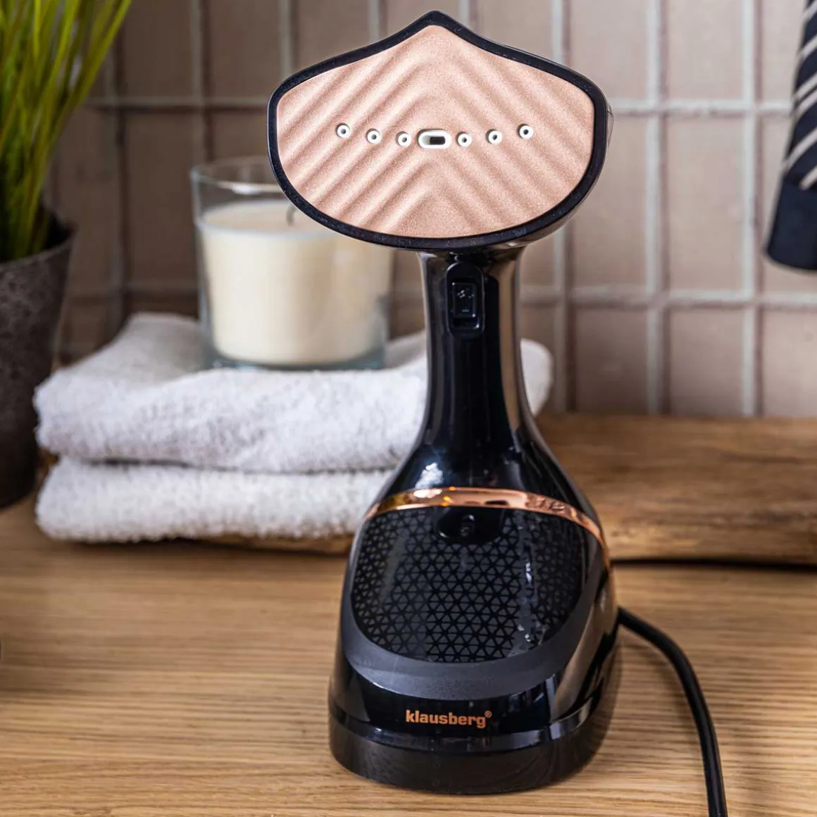 PAROWNICA DO PIONOWEGO PRASOWANIA UBRAŃ 1500W KLAUSBERG KB-7778