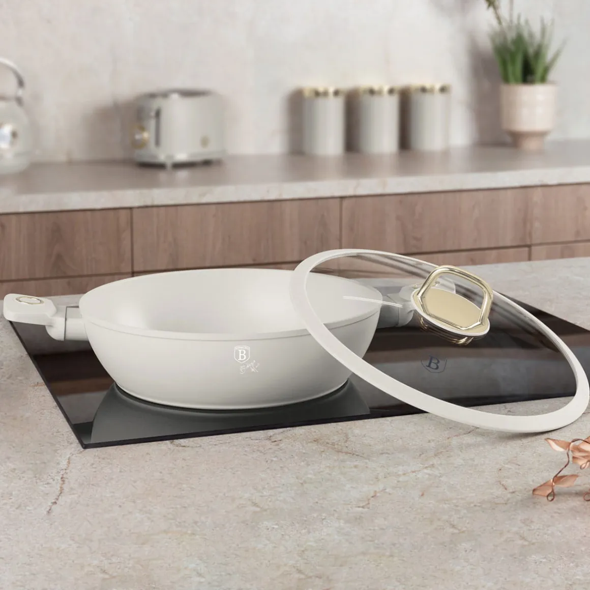 PŁASKI GARNEK TYTANOWY Z POKRYWĄ 28cm BERLINGER HAUS BH-8068 SAHARA