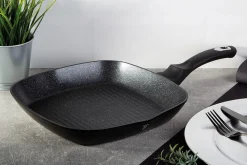 PATELNIA GRANITOWA GRILLOWA 28 cm BERLINGER HAUS BH-1846 BLACK SILVER
