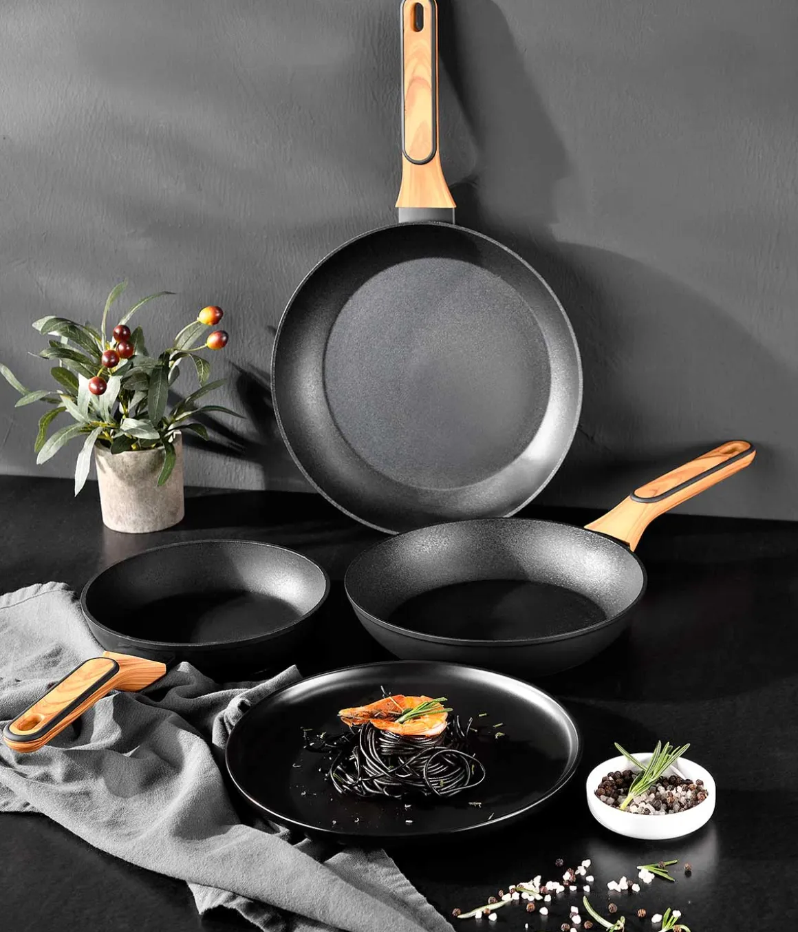 PATELNIA MULTICLAD 28cm BERGNER BG-56032 CHARCOAL