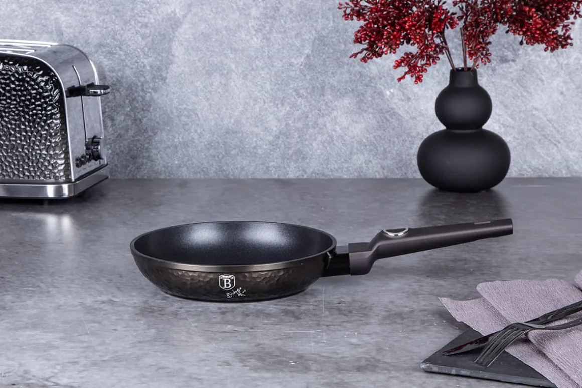 PATELNIA TYTANOWA BERLINGER HAUS 24cm BH-6568 PRIMAL GLOSS