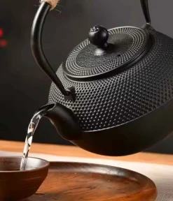 ZAPARZACZ ŻELIWNY DZBANEK CZARNY 900ml Z FILTREM i FILIŻANKAMI PREZENT