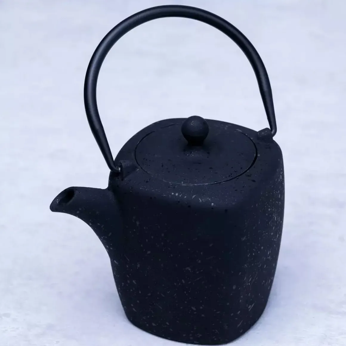 ZAPARZACZ ŻELIWNY DZBANEK 900ml Z FILTREM KINGHOFF KH-1818